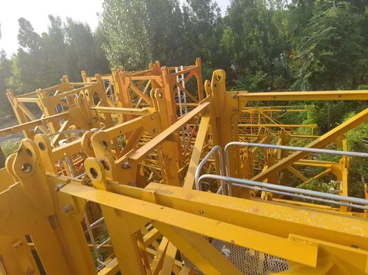 QTZ200 7015 Używany dźwig 10 ton Maksymalny ładunek 65m